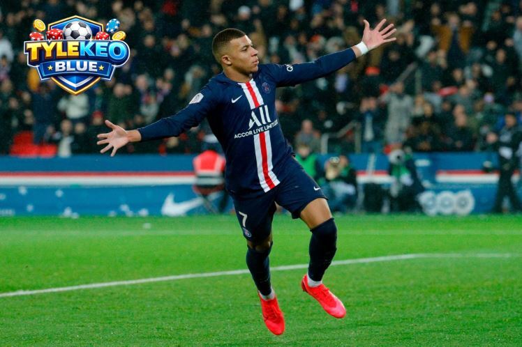 Các tiền đạo nổi bật tại Ligue 1 thời hiện đại như Kylian Mbappé và Zlatan Ibrahimović.